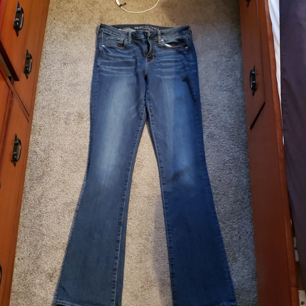 American Eagle skinny kick (super stretch)